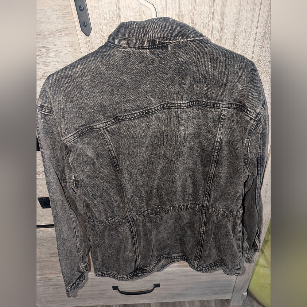 Gap Jean Jacket - image 4